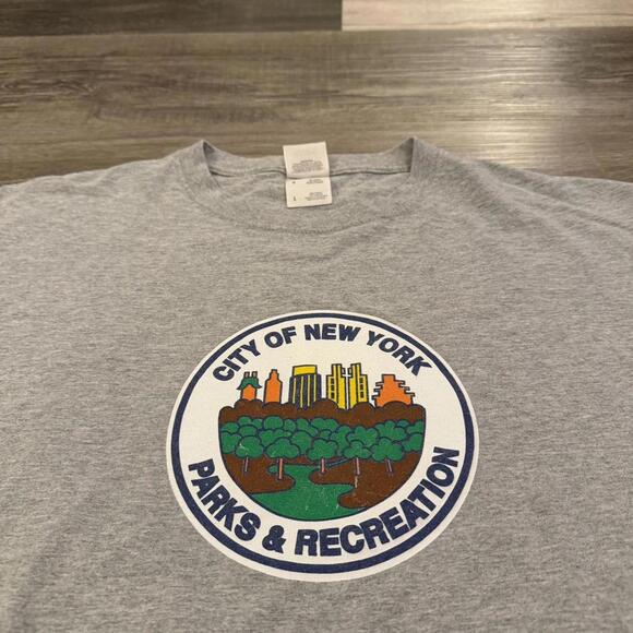 Vintage city of New York parks and recreation staff t shirt - Picture 2 of 6